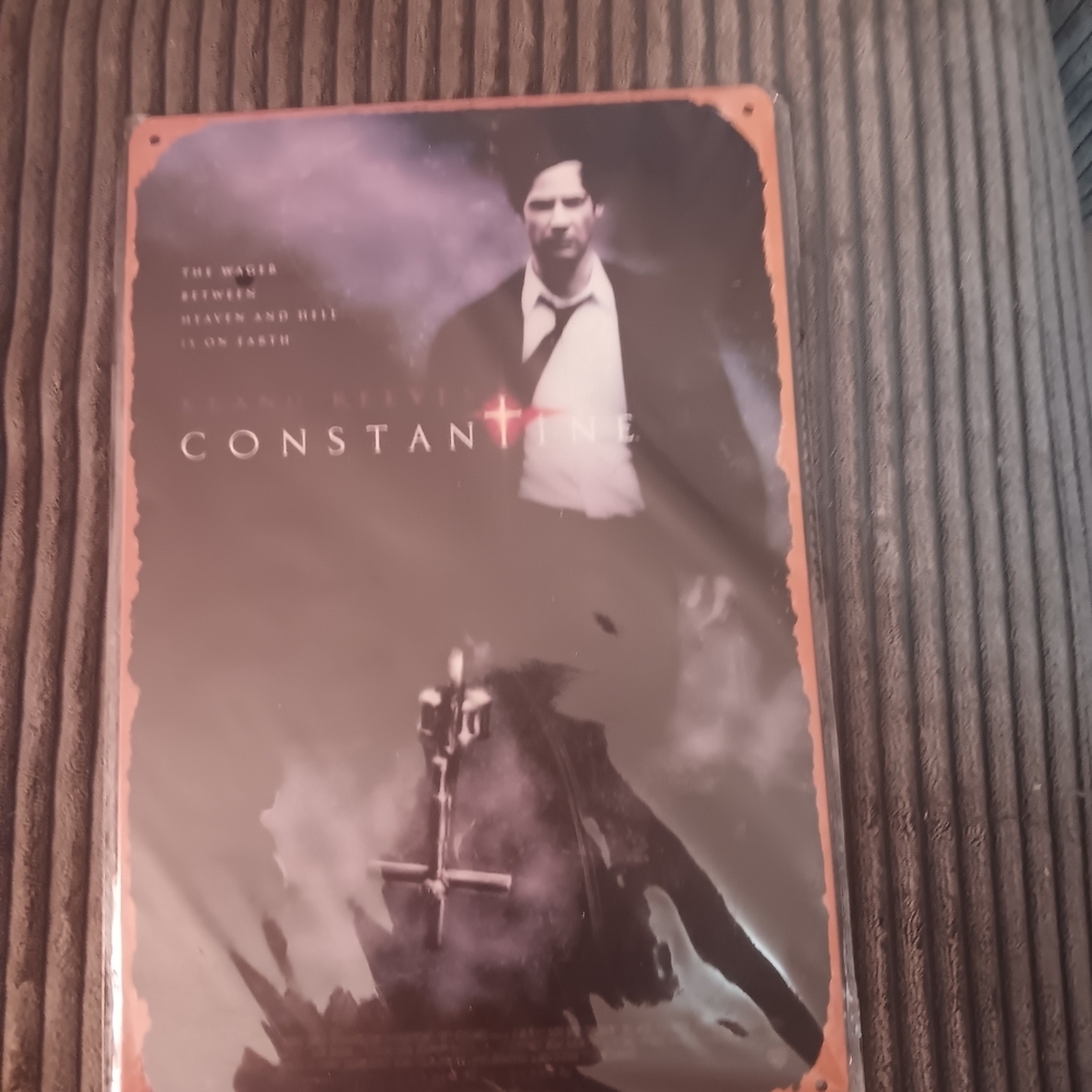 Constantine Movie Tin Poster - Keanu Reeves - Black & Brown Tones - Picture 2 of 2